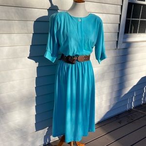 Vintage retro dress Avon 1970’s 1980’s shoulder pads